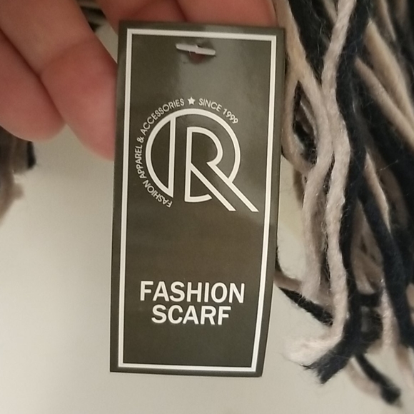 R fashion Apparel Fashion Scarf - Picture 2 of 10